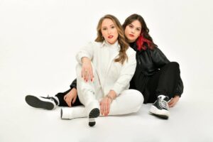 Read more about the article 🇦🇹 All About Teya & Salena: Austria’s 2023 Artist Preview